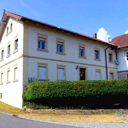 Villa Merzbach - Wohnen Wie Im Museum Mit Komfort Untermerzbach Exterior photo